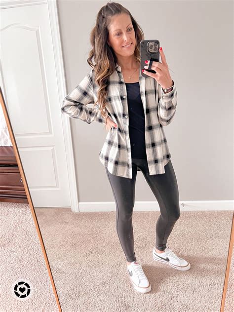 leggings and flannel outfits
